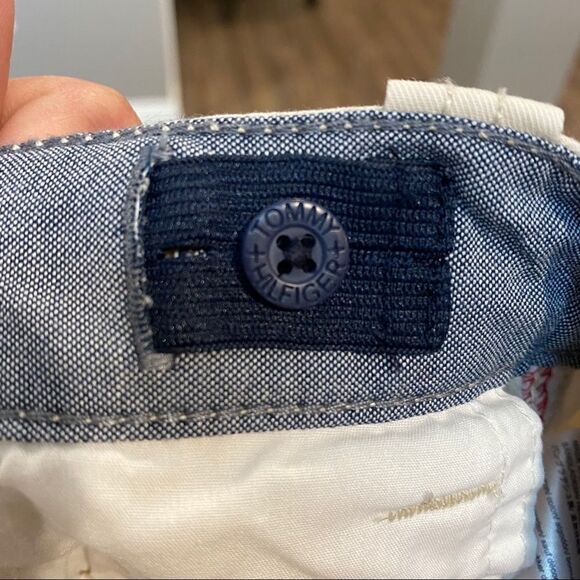 Boys Tommy Hilfiger Shorts Outfit 14-16 - Picture 7 of 8